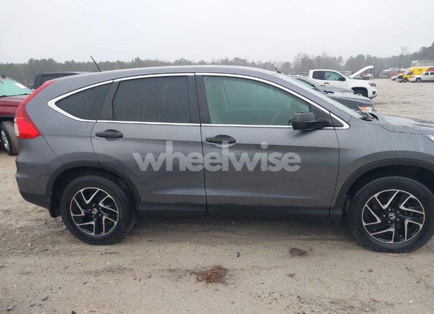 Photo 13 of 2016 Honda Cr-v SE (VIN 2HKRM3H41GH527109)