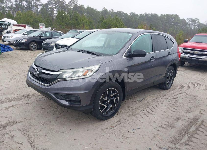 Photo 2 of 2016 Honda Cr-v SE (VIN 2HKRM3H41GH527109)