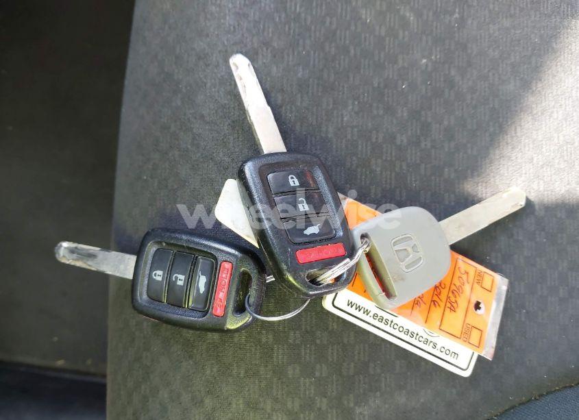 Photo 11 of 2016 Honda Cr-v SE (VIN 2HKRM3H41GH528017)