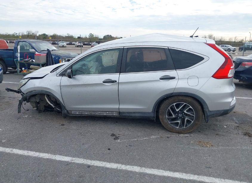 Photo 14 of 2016 Honda Cr-v SE (VIN 2HKRM3H42GH513929)