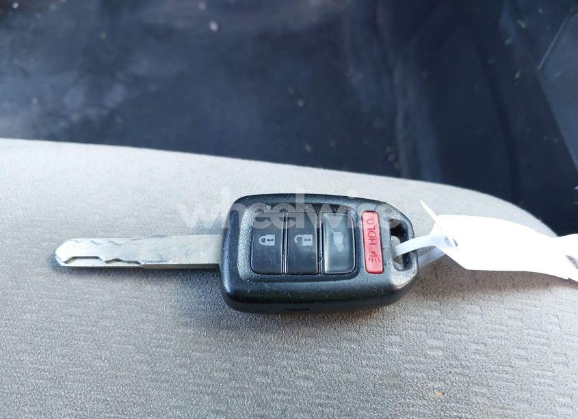 Photo 11 of 2016 Honda Cr-v SE (VIN 2HKRM3H42GH556487)