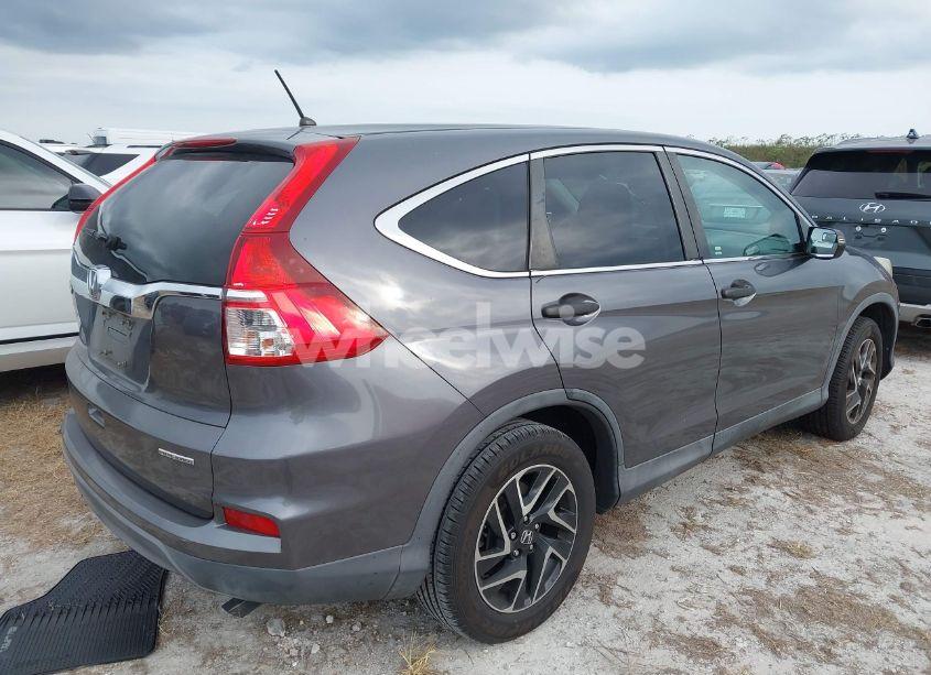 Photo 4 of 2016 Honda Cr-v SE (VIN 2HKRM3H49GH538391)