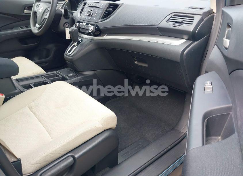 Photo 5 of 2016 Honda Cr-v SE (VIN 2HKRM3H49GH549018)