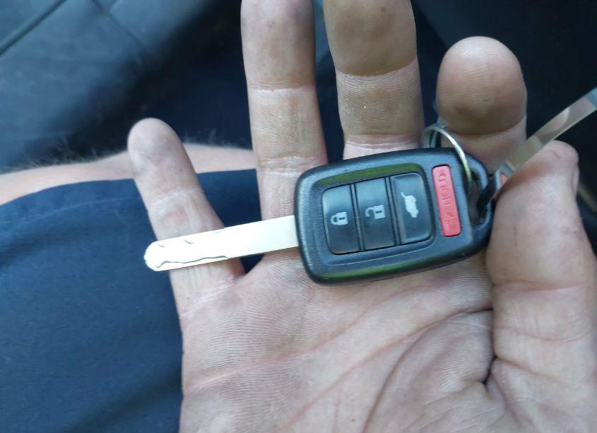 Photo 11 of 2016 Honda Cr-v SE (VIN 2HKRM3H4XGH537508)