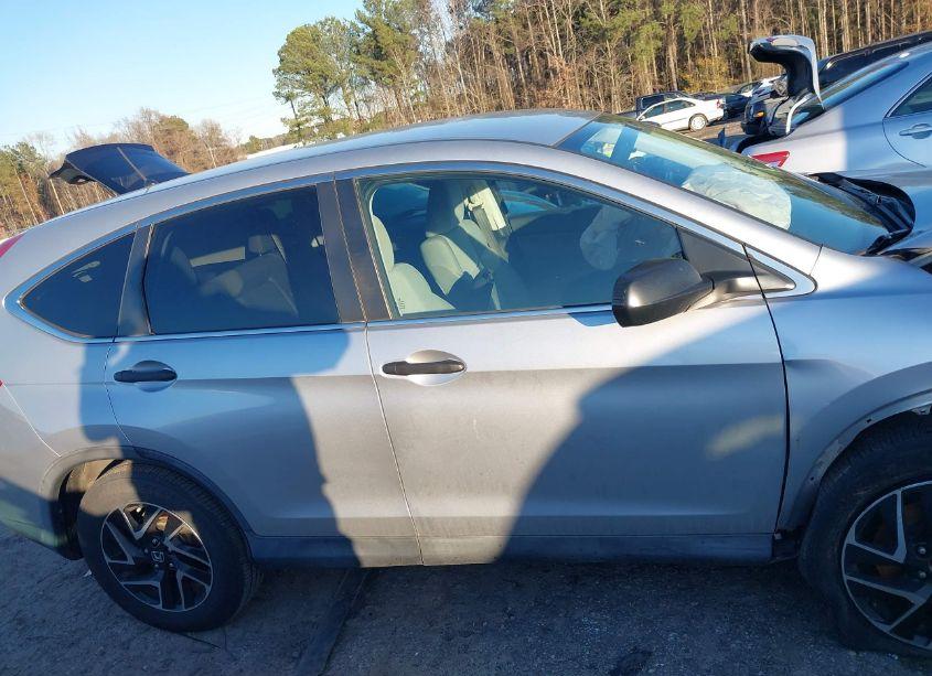 Photo 13 of 2016 Honda Cr-v SE (VIN 2HKRM3H4XGH537508)