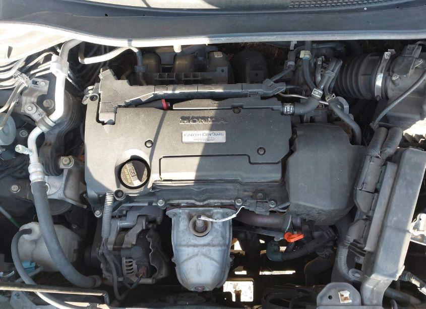 Photo 10 of 2016 Honda Cr-v SE (VIN 2HKRM3H4XGH546130)