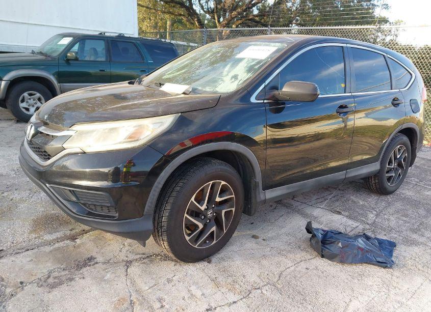 Photo 2 of 2016 Honda Cr-v SE (VIN 2HKRM3H4XGH546130)