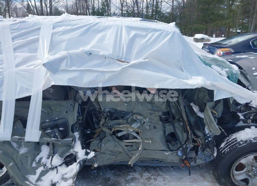 Photo 5 of 2014 Honda Cr-v LX (VIN 2HKRM4H30EH614025)