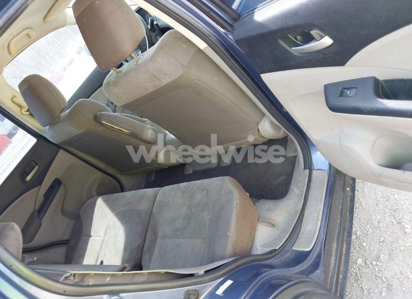 Photo 8 of 2014 Honda Cr-v LX (VIN 2HKRM4H30EH649177)