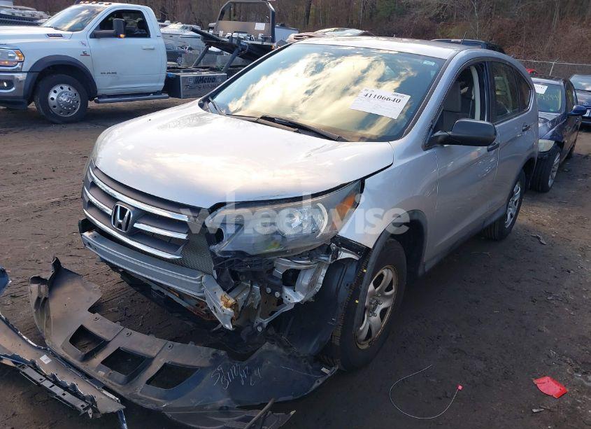 Photo 2 of 2014 Honda Cr-v LX (VIN 2HKRM4H31EH686836)