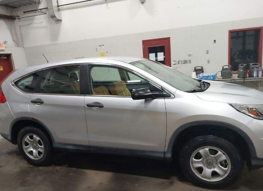 Photo 13 of 2016 Honda Cr-v LX (VIN 2HKRM4H31GH680330)