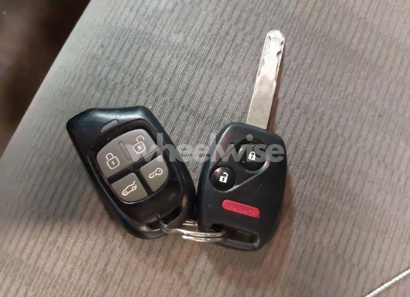 Photo 11 of 2013 Honda Cr-v LX (VIN 2HKRM4H32DH639328)