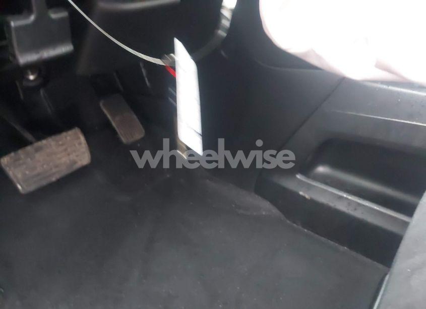 Photo 11 of 2014 Honda Cr-v LX (VIN 2HKRM4H32EH673271)