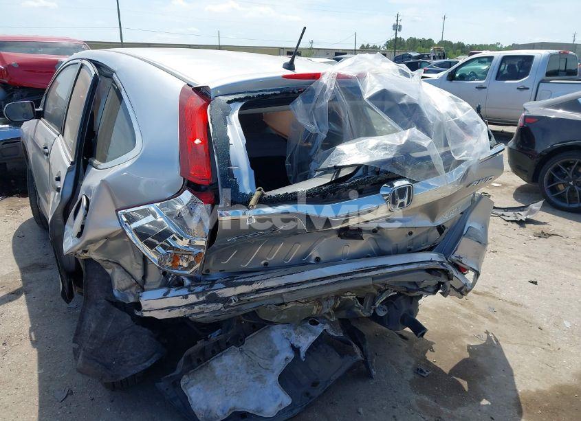 Photo 6 of 2015 Honda Cr-v LX (VIN 2HKRM4H32FH630230)