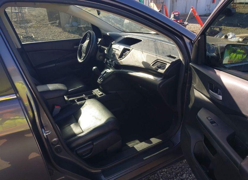 Photo 5 of 2016 Honda Cr-v LX (VIN 2HKRM4H32GH714467)