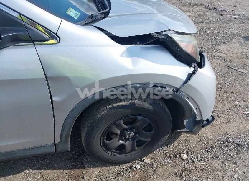 Photo 6 of 2014 Honda Cr-v LX (VIN 2HKRM4H33EH663882)