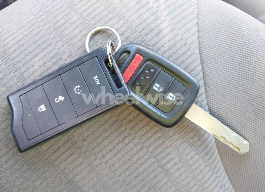 Photo 11 of 2014 Honda Cr-v LX (VIN 2HKRM4H33EH689141)