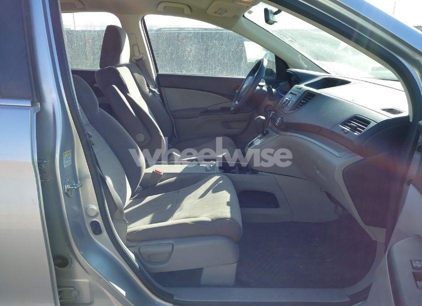 Photo 5 of 2014 Honda Cr-v LX (VIN 2HKRM4H33EH689141)