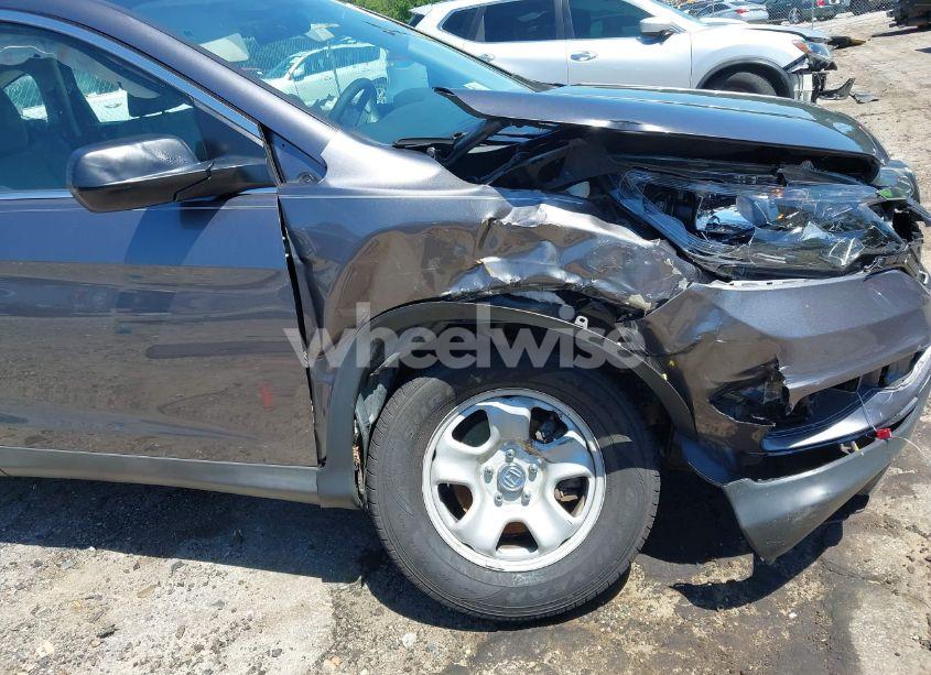 Photo 6 of 2015 Honda Cr-v LX (VIN 2HKRM4H33FH691442)