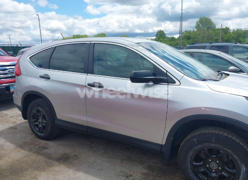 Photo 13 of 2016 Honda Cr-v LX (VIN 2HKRM4H33GH646406)