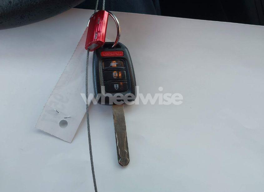 Photo 11 of 2015 Honda Cr-v LX (VIN 2HKRM4H34FH603000)