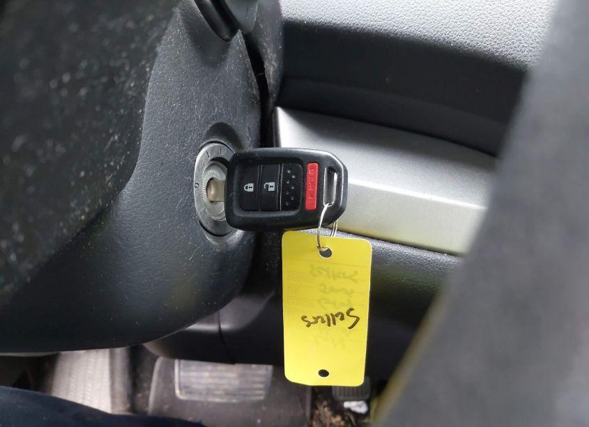 Photo 11 of 2014 Honda Cr-v LX (VIN 2HKRM4H35EH643973)