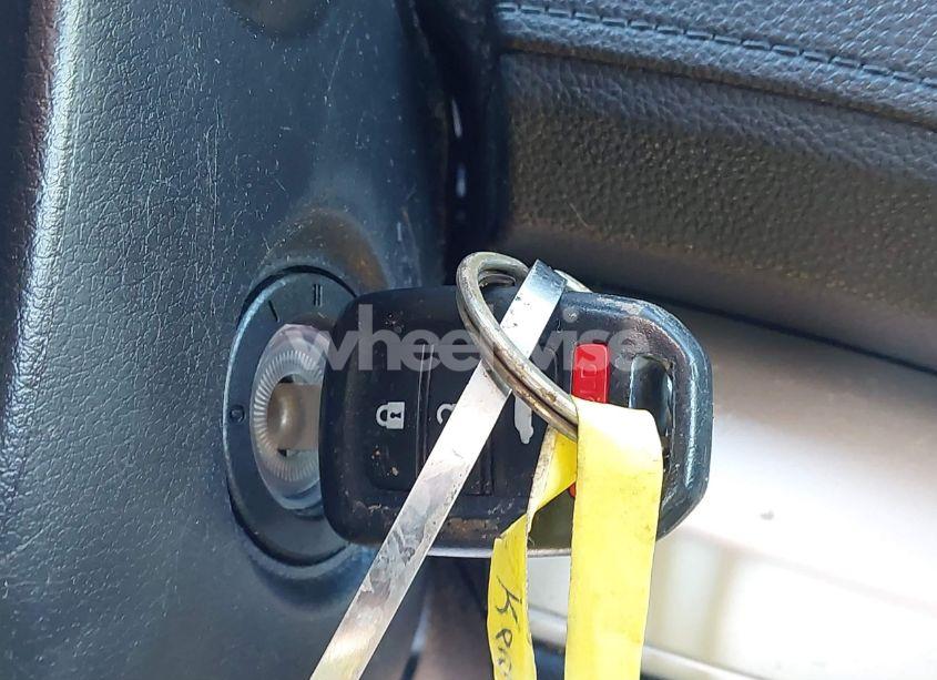 Photo 11 of 2016 Honda Cr-v LX (VIN 2HKRM4H35GH609650)