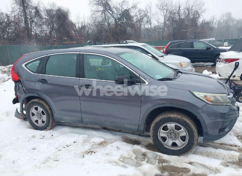 Photo 13 of 2016 Honda Cr-v LX (VIN 2HKRM4H35GH609793)