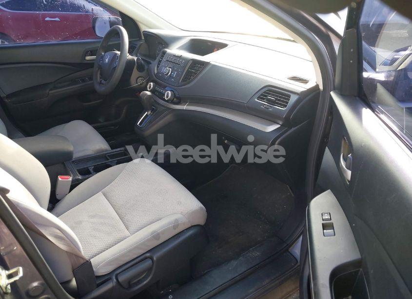 Photo 5 of 2016 Honda Cr-v LX (VIN 2HKRM4H35GH610846)