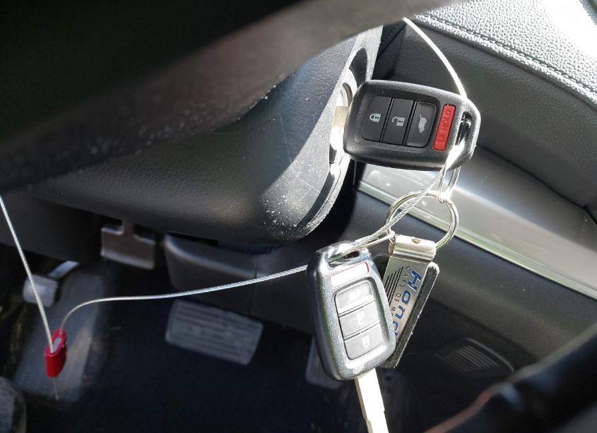 Photo 11 of 2015 Honda Cr-v LX (VIN 2HKRM4H36FH637438)