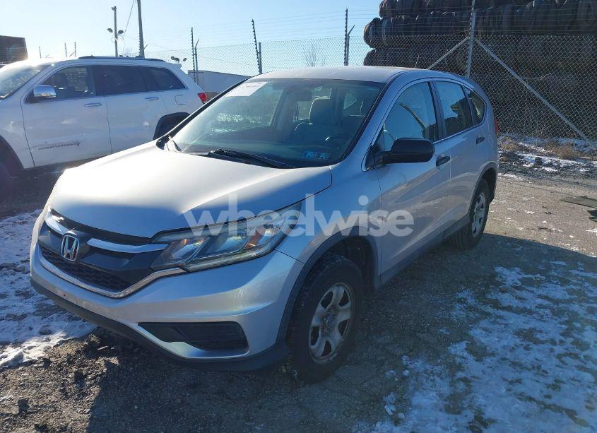 Photo 2 of 2016 Honda Cr-v LX (VIN 2HKRM4H36GH626215)
