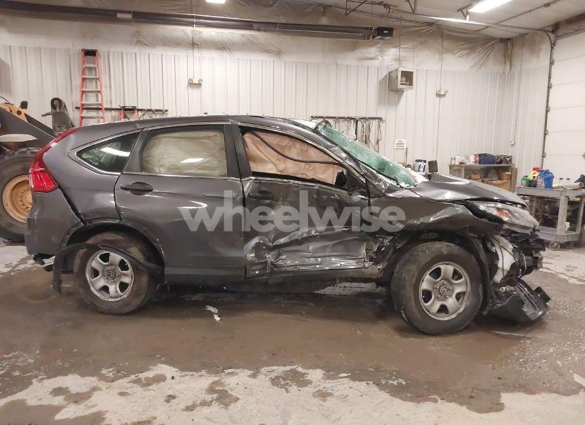 Photo 13 of 2016 Honda Cr-v LX (VIN 2HKRM4H36GH676628)