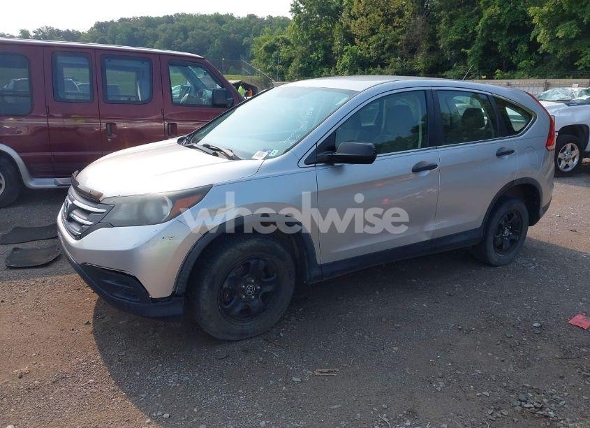 Photo 2 of 2013 Honda Cr-v LX (VIN 2HKRM4H37DH605174)