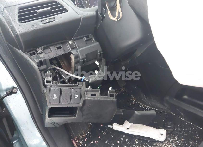 Photo 21 of 2014 Honda Cr-v LX (VIN 2HKRM4H37EH681950)