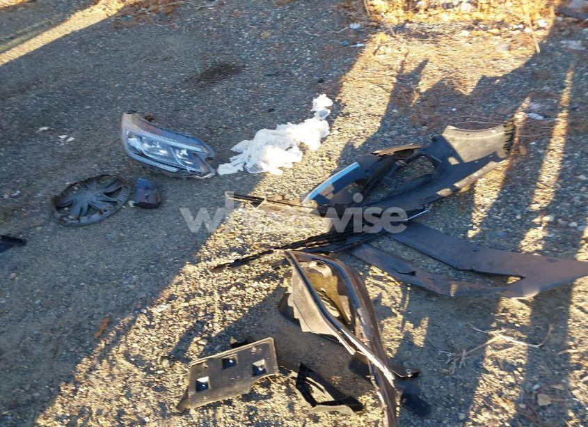 Photo 12 of 2015 Honda Cr-v LX (VIN 2HKRM4H37FH681805)