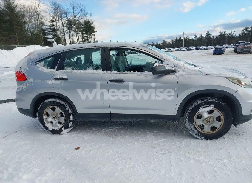 Photo 13 of 2016 Honda Cr-v LX (VIN 2HKRM4H37GH604983)