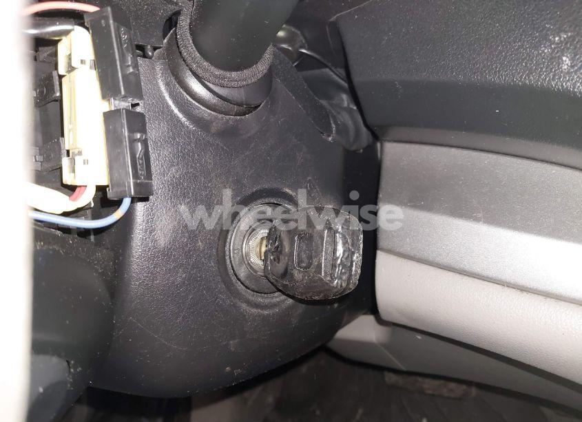 Photo 11 of 2013 Honda Cr-v LX (VIN 2HKRM4H38DH650155)