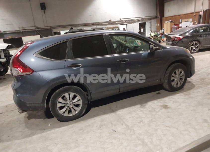 Photo 4 of 2013 Honda Cr-v LX (VIN 2HKRM4H38DH650155)