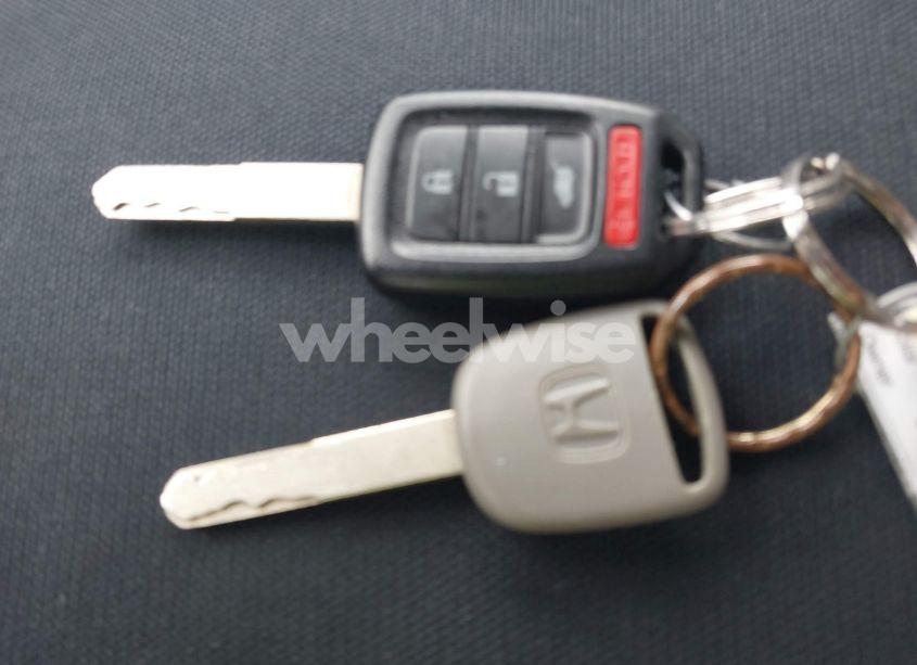 Photo 11 of 2016 Honda Cr-v LX (VIN 2HKRM4H38GH609609)