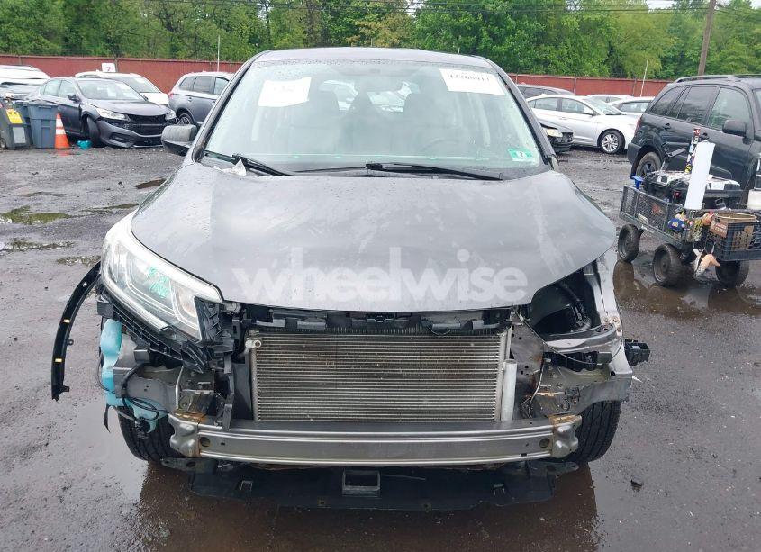 Photo 12 of 2016 Honda Cr-v LX (VIN 2HKRM4H38GH609609)