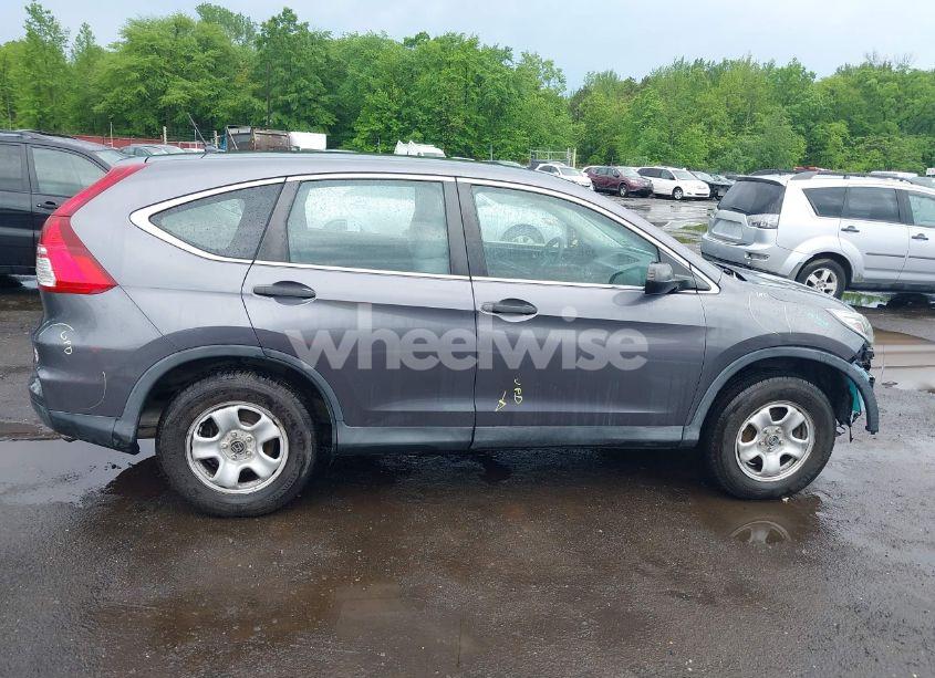 Photo 13 of 2016 Honda Cr-v LX (VIN 2HKRM4H38GH609609)