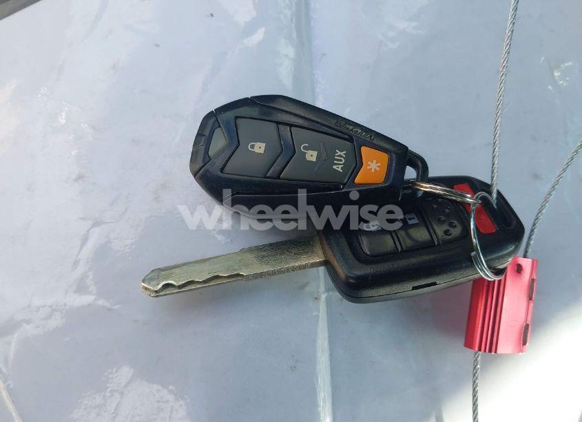 Photo 11 of 2014 Honda Cr-v LX (VIN 2HKRM4H39EH648612)