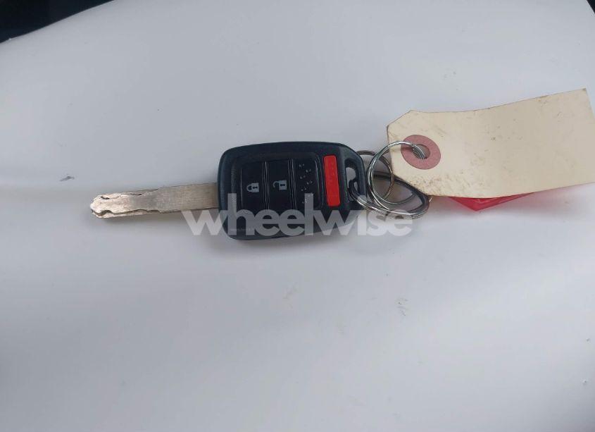 Photo 11 of 2014 Honda Cr-v LX (VIN 2HKRM4H39EH672781)