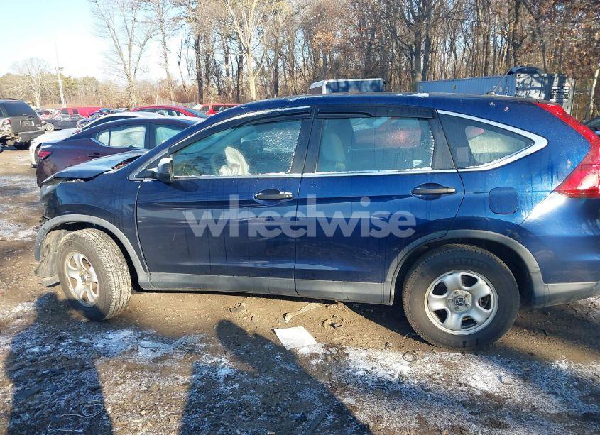 Photo 14 of 2015 Honda Cr-v LX (VIN 2HKRM4H39FH627910)