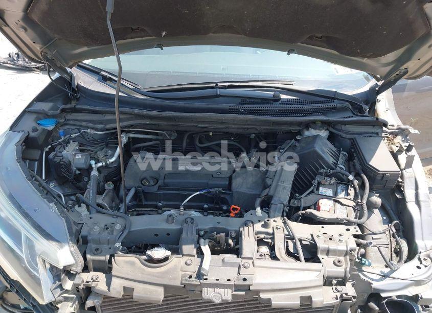 Photo 10 of 2016 Honda Cr-v LX (VIN 2HKRM4H39GH637905)