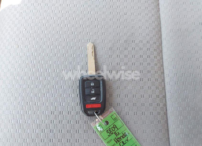 Photo 11 of 2016 Honda Cr-v LX (VIN 2HKRM4H39GH637905)