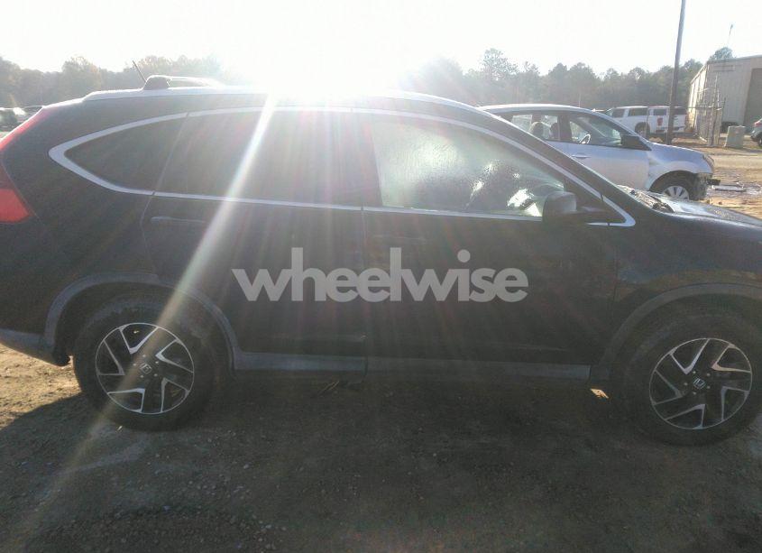 Photo 13 of 2016 Honda Cr-v SE (VIN 2HKRM4H40GH667688)