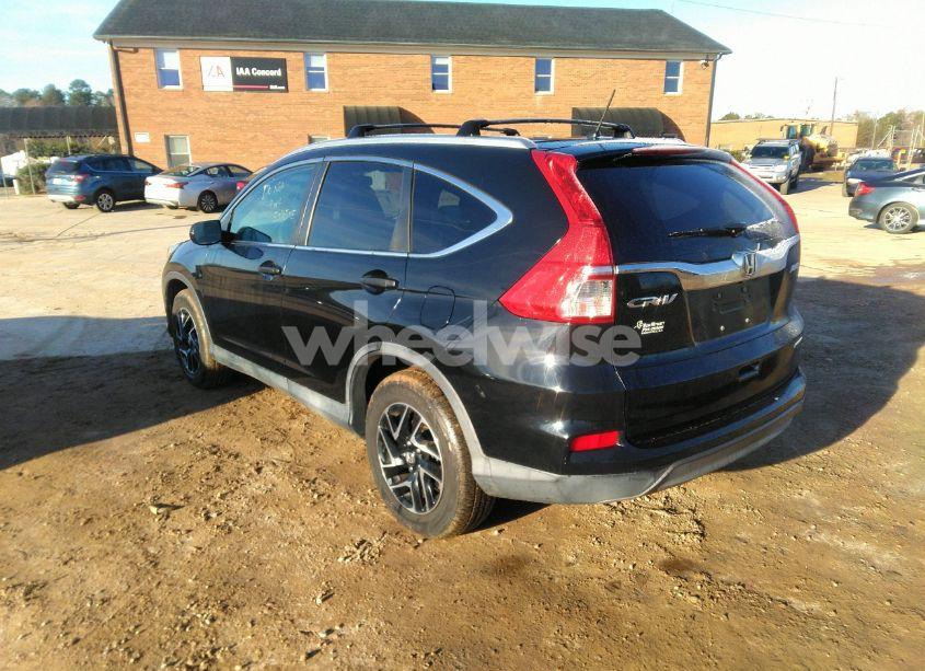 Photo 3 of 2016 Honda Cr-v SE (VIN 2HKRM4H40GH667688)