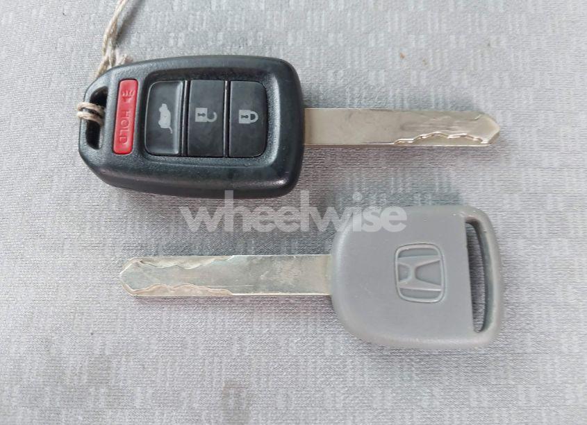 Photo 11 of 2016 Honda Cr-v SE (VIN 2HKRM4H40GH674060)