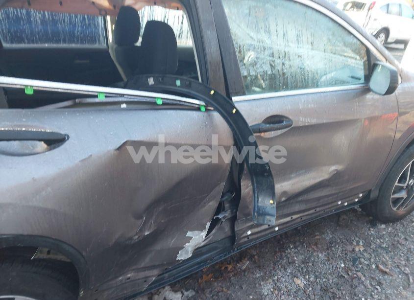 Photo 18 of 2016 Honda Cr-v SE (VIN 2HKRM4H42GH661908)